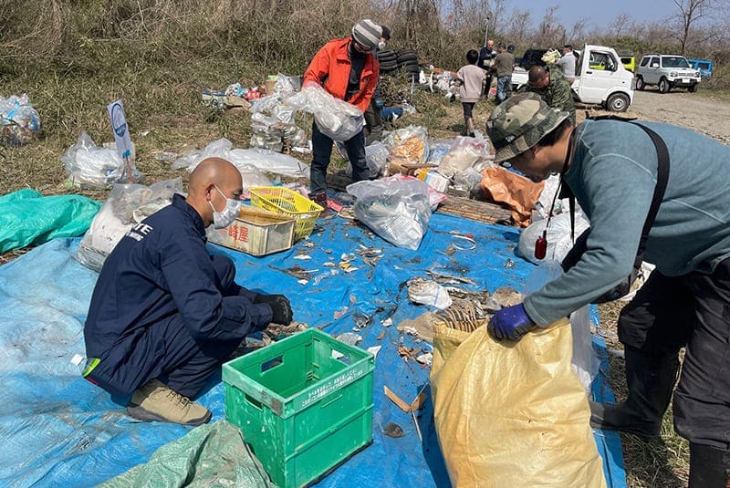 猿が島クリーンキャンペーン 収集風景